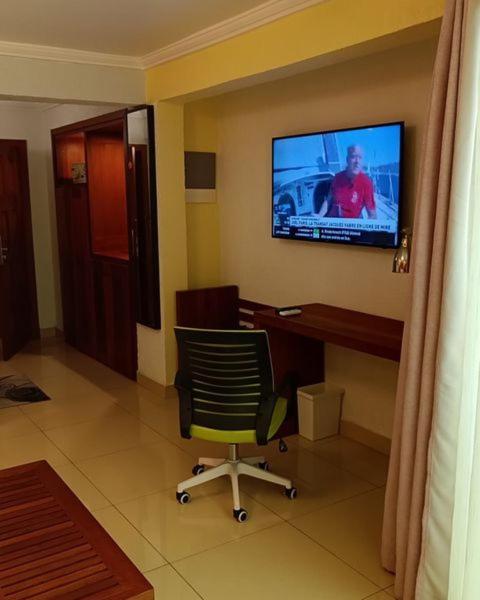 Grand Hotel Aeroport, Дуала Екстер'єр фото
